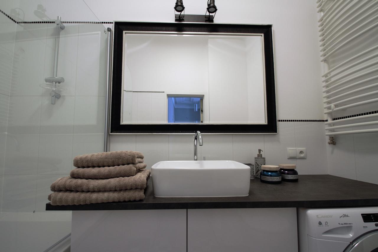 Classic Apartment In ורשה מראה חיצוני תמונה